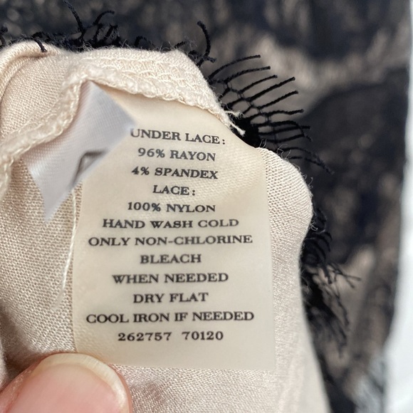 Ann Taylor Black Scalloped Lace Top With Tan Underlay Women’s Size XS - Picture 11 of 14